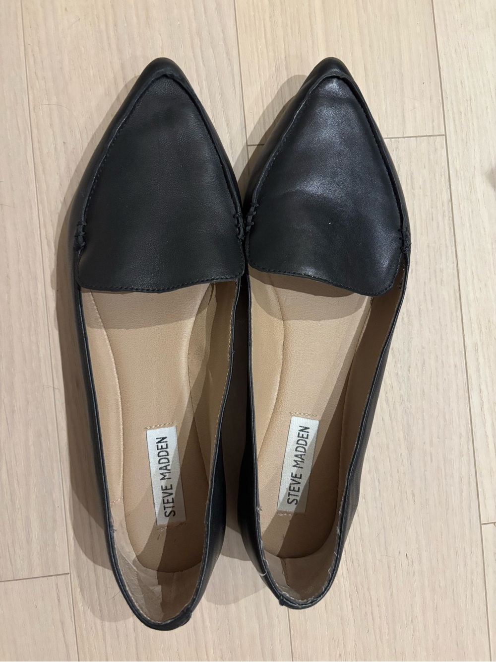 Steve Madden Sz 10 Black leather flats